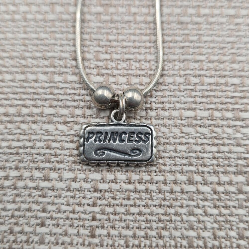 18 Inch Sterling Silver Simple Style Princess Pendant Necklace A6065 - Picture 3 of 7